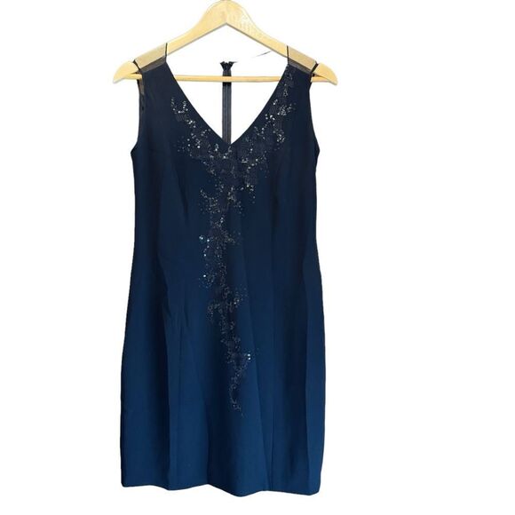 NWOT. TOSCA COUTURE. Black Sequined-Front Shift Dress. Size Medium. - Picture 1 of 11